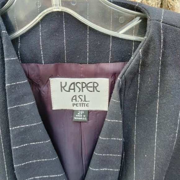 ⬇️ Price Drop!⬇️Kasper ASL Suit Set in size 2P - Picture 3 of 5